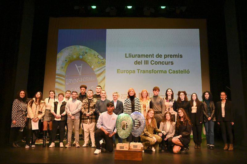 Pilar Alegría, ministra de Educación, y la alcaldesa, Amparo Marco, entregan los premios ‘Europa Transforma Castelló’ a estudiantes del Madre Vedruna Sagrado Corazón y el&nbsp;Politècnic