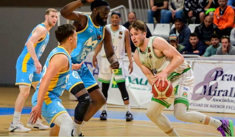 TAU Castelló 87 Estudiantes&nbsp;86