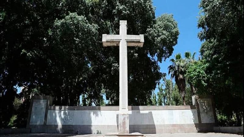 Nuevo revés judicial para VOX y Abogados Cristianos sobre la Cruz de&nbsp;Ribalta