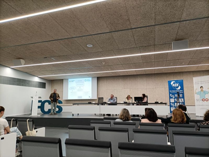 CSIF analiza la implantación de la Enfermería Escolar en sendas jornadas con alumnado de la UJI y el CEU en&nbsp;Castellón