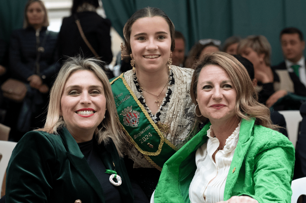 Marta Barrachina ensalza el sentimiento de unión como provincia en La Cavalcada del Pregó