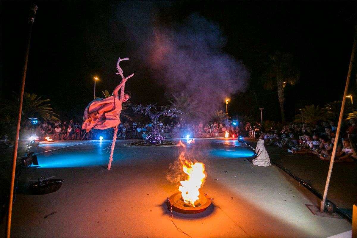 La Red Andaluza de Teatros Públicos selecciona ‘Olea’, de la compañía castellonense Visitants, para su catálogo anual de&nbsp;espectáculos